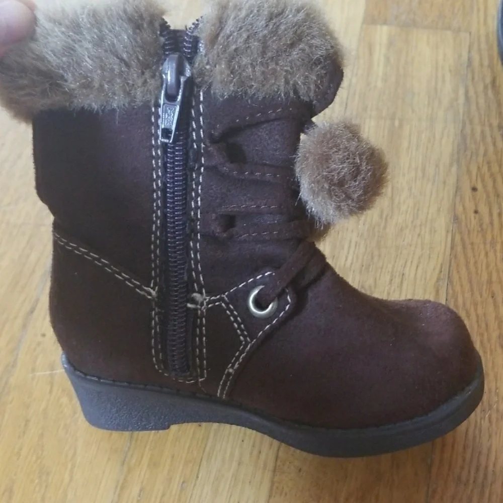 Wonder Kids Toddler Girls Brown Faux Fur Pom Pom Winter Boots Size 6M